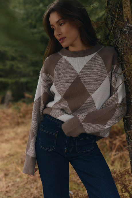 Светр в ромб в кольорі beige - 2009-343