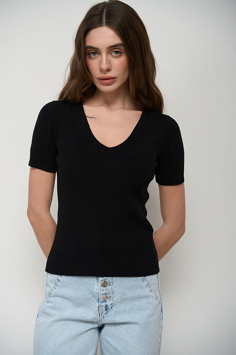 Джемпер с коротким рукавом в цвете black  - 10225-10723