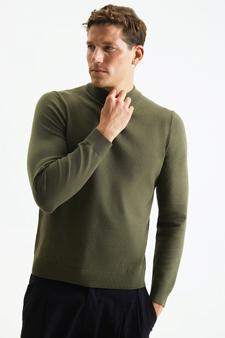 Мужской гольф с воротником стойка в цвете khaki - 8198-226